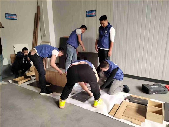 左右手商學(xué)院學(xué)員實(shí)訓(xùn) 左右手商學(xué)院學(xué)員實(shí)訓(xùn)