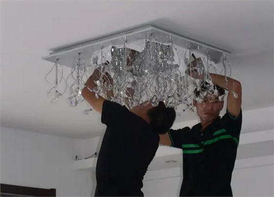 家具安裝：燈具安裝有哪些要求？燈具品牌介紹