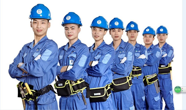 為了造就一個傳奇，左右手安裝師傅既然這樣做