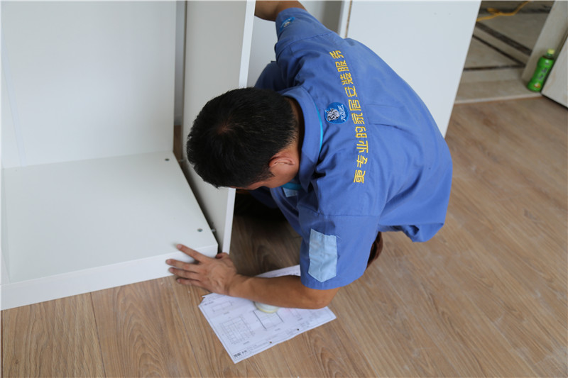 左右手丨整體衣柜安裝20個細(xì)節(jié)盤點(diǎn)