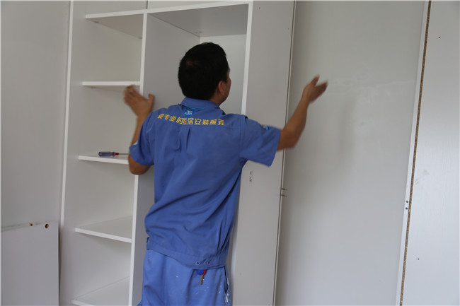 左右手家居安裝丨誰說定制整體衣柜貴，也可以逆轉啊