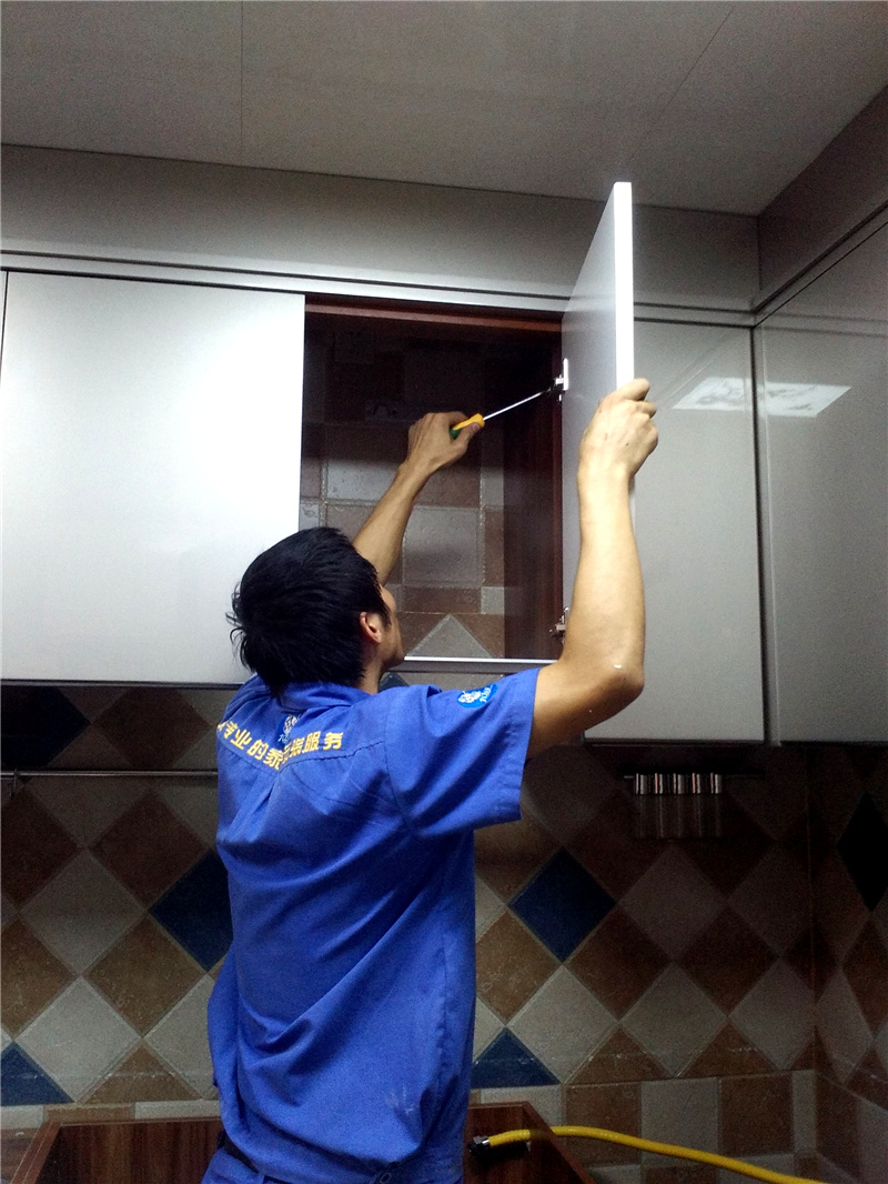 櫥柜安裝步驟大披露，不知道的趕緊收藏起來