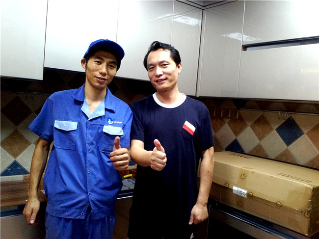 深圳市紅樹(shù)西岸隔斷門(mén)安裝工程案例