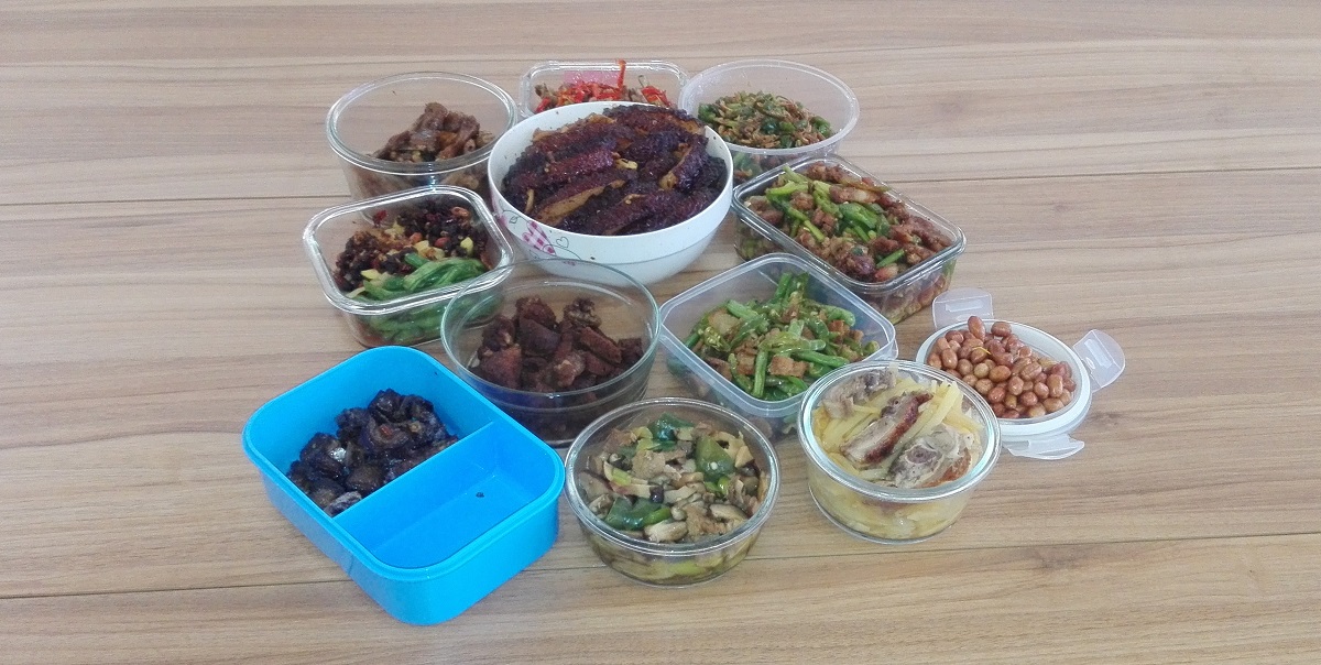 一簞食，一豆羹，魚，我所欲也，肉，亦我所欲也