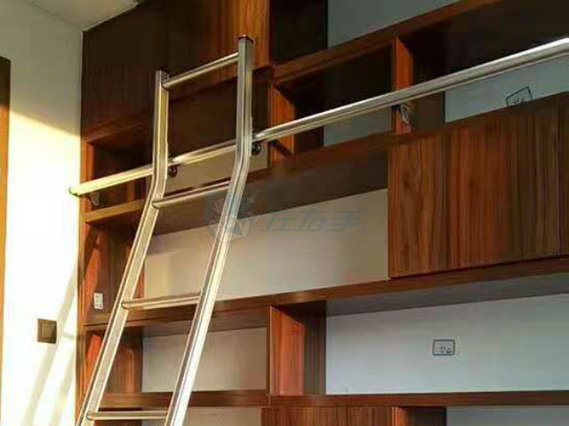 這么美的板式書柜是誰裝的？