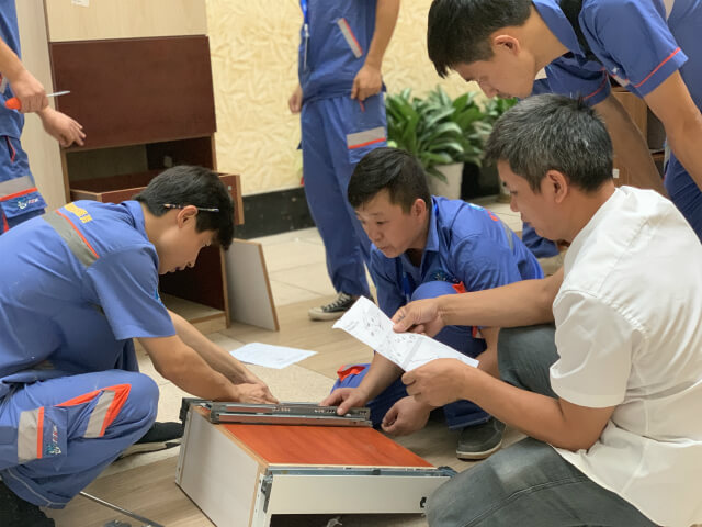 干完活卻收不到錢！安裝師傅有苦說不出來！