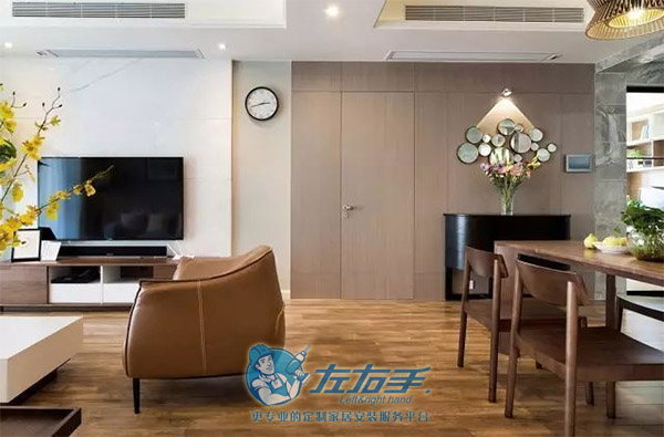 隱形門安裝成這樣，高級又神秘