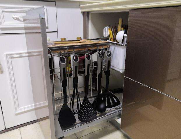 櫥柜高深拉籃安裝方法，學(xué)的人都是安裝小能手