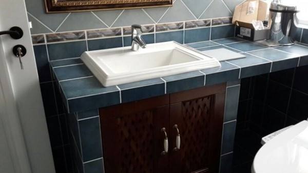 夾磚櫥柜拉籃安裝方法，好的攻略讓你的家居生活不一樣