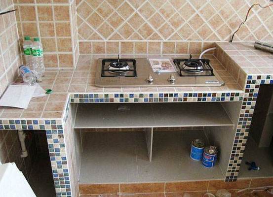 磚砌櫥柜的優(yōu)點(diǎn)和缺點(diǎn)是什么？磚砌櫥柜安裝注意事項(xiàng)是什么？