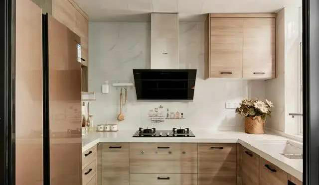 櫥柜吊頂煙機正確安裝步驟是什么？櫥柜吊頂煙機詳細安裝過程