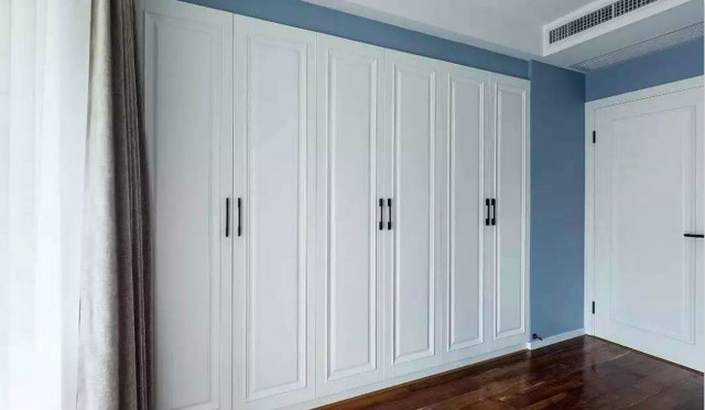 92安裝衣柜門把手的正確方法，衣柜門把手安裝過程