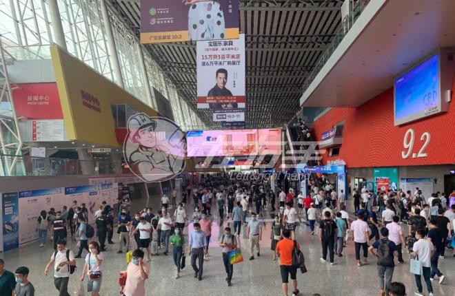 36場，88萬㎡，70萬人次