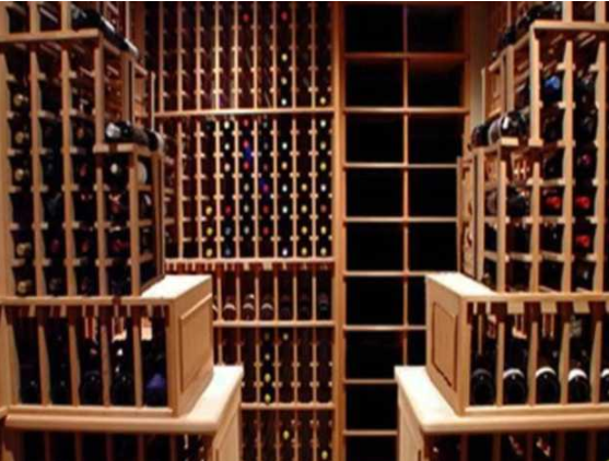 實(shí)木葡萄酒柜定制：想定制個(gè)高級(jí)點(diǎn)的酒柜，哪個(gè)牌子酒柜好？