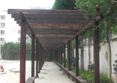 花架尺寸設(shè)計(jì)，防腐木花架的實(shí)用性