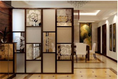 不銹鋼隔斷屏風(fēng)：中式隔斷屏風(fēng)的高度，中式隔斷屏風(fēng)特點(diǎn)！