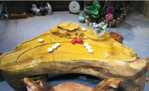 樟木根雕茶幾價(jià)格，根雕茶幾如何保養(yǎng)?