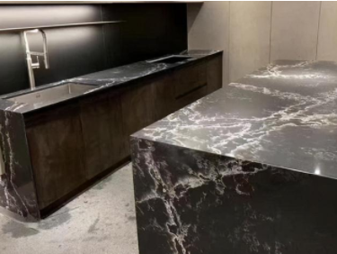 天然石材加工：巖板家具值得買嗎？石材行家科普選購(gòu)優(yōu)點(diǎn)