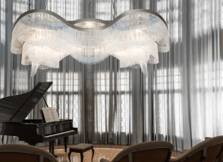 廣東燈具價格：進口輕奢燈具怎么選？看看這幾款提升客廳顏值的藝術(shù)燈具