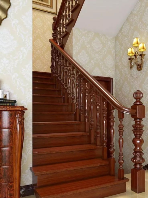 南京整體樓梯：如何選擇實木樓梯，不會買到劣質(zhì)品？