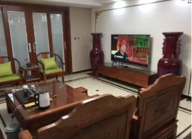 家庭小戶型中式裝修：中式裝修風(fēng)格，搭配的紅木家具，漂亮極了！