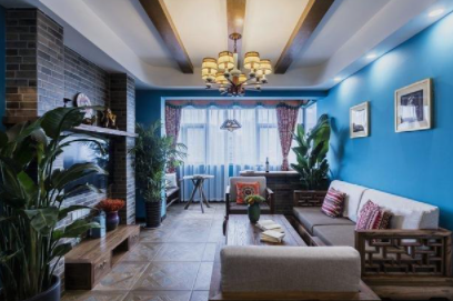 剛剛裝好的新中式新房，全屋采用原木家具