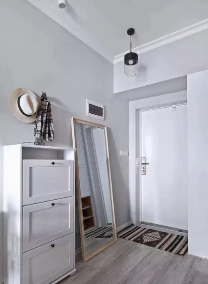 衣柜穿衣鏡價格：家里的穿衣鏡、浴室鏡、裝飾鏡怎么安裝？