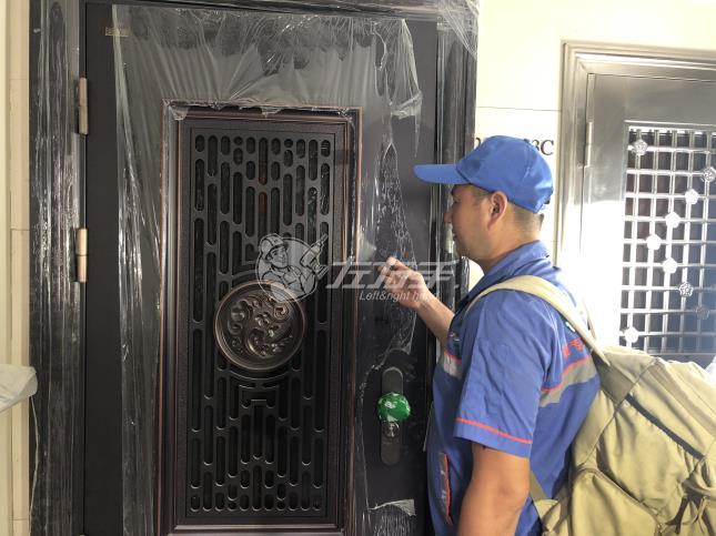 左右手師傅上門(mén)安裝