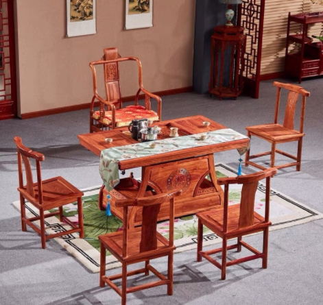 紅木家具，應(yīng)該怎么搭配擺設(shè)?