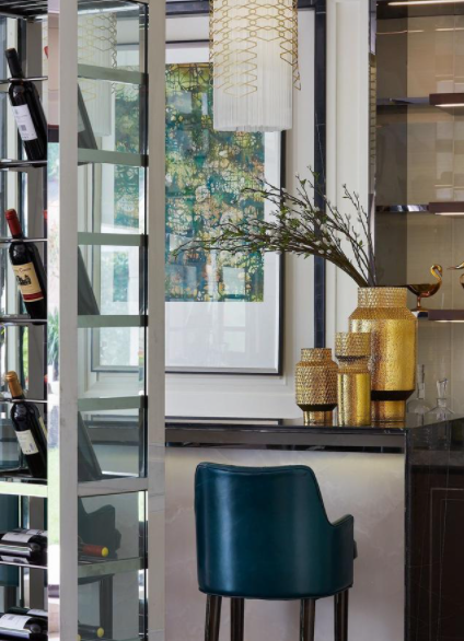 新古典風(fēng)格家具：何為法式風(fēng)格？現(xiàn)代法式與簡歐有何不同？法式風(fēng)格的特性有哪些？