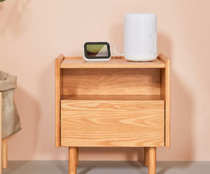臥室設(shè)計(jì)效果圖：臥室床頭柜怎么選，8H實(shí)木無(wú)線充電床頭柜體驗(yàn)