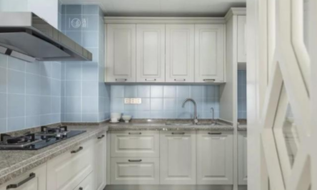 【櫥柜防火板品牌】櫥柜防火板臺面價(jià)格多少 廚房用櫥柜用防火板好不好