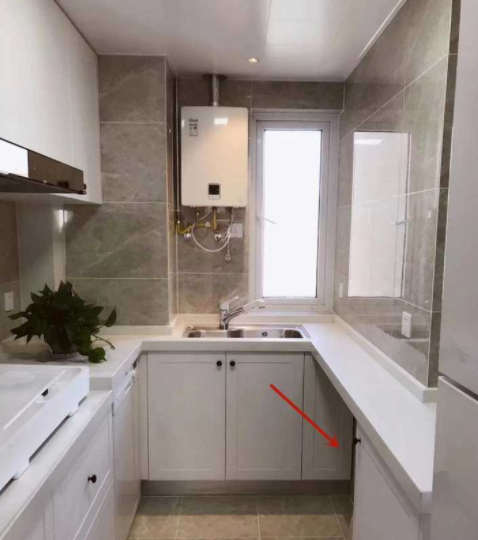 廚房櫥柜裝修效果圖，裝修買櫥柜都有哪些坑？