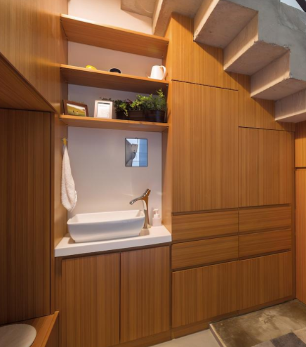 【玄關(guān)設(shè)計效果圖】玄關(guān)不僅要裝柜子，設(shè)計個洗漱臺也同樣重要，很實用