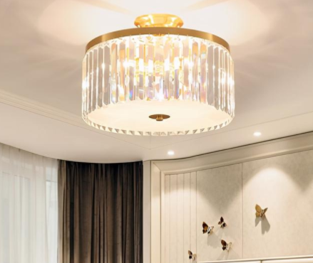 水晶玻璃吸頂燈：家用吸頂燈什么材質好？