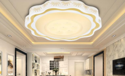 歐普吸頂燈安裝：如何給客廳選擇一款適合的吸頂燈？選擇吸頂燈要注意什么？