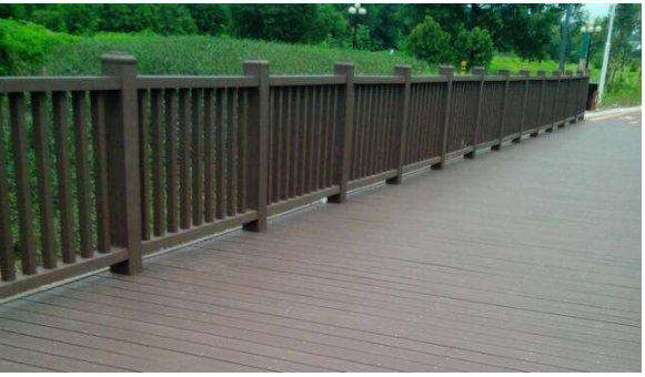 【強化復(fù)合木地板】生態(tài)地板和強化地板有什么區(qū)別？