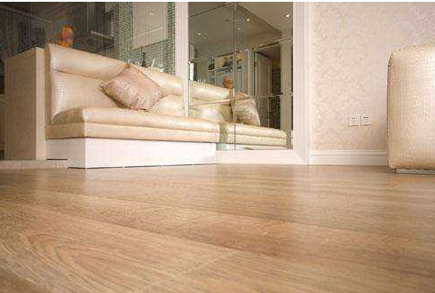 【強(qiáng)化復(fù)合木地板厚度】強(qiáng)化地板安裝需要多少錢？